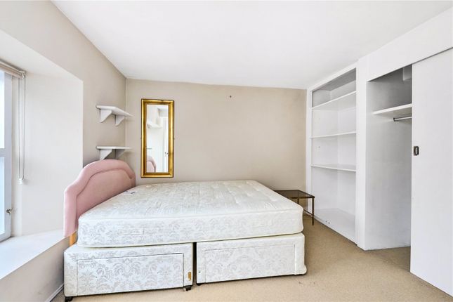 Flat for sale in Cormont Road, London