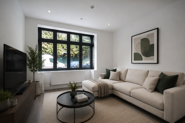 18, Gaston Road, Mitcham photo 3