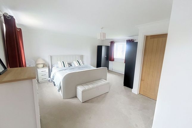 10 Vale View, Bridgend photo 4