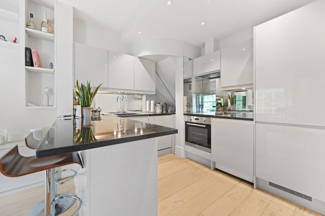 5, 72, Warwick Square, London photo 2