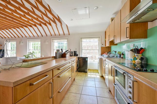Bensbury Close, Putney Heath photo 4