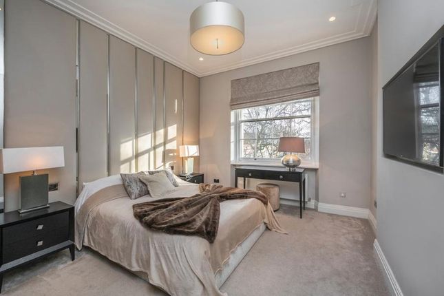 Flat 9, 10, Hyde Park Square, London photo 4