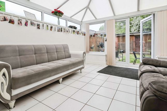 61, Bushwood Road, West Midlands photo 4