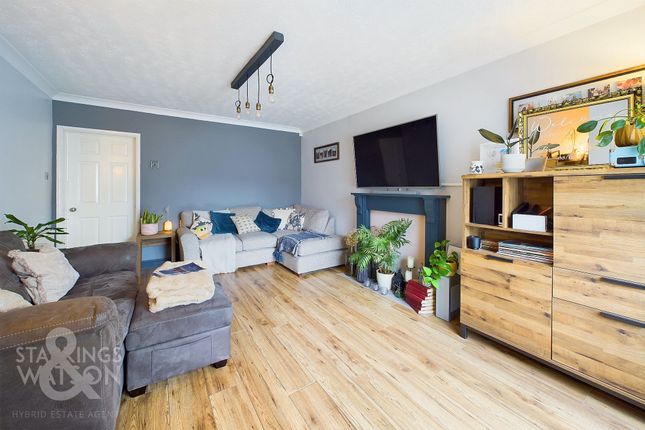 31 Lark Rise, Norwich photo 4