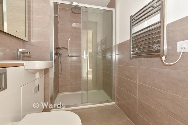 Oaktree Court, Smallhythe Road, Tenterden photo 4