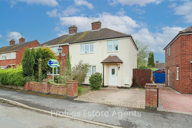 Semi-detached house for sale in Featherston Drive, Burbage, Hinckley