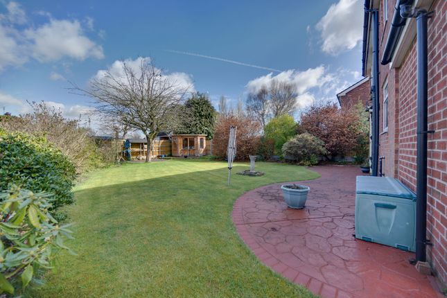 16 Leamington Road, Congleton photo 3