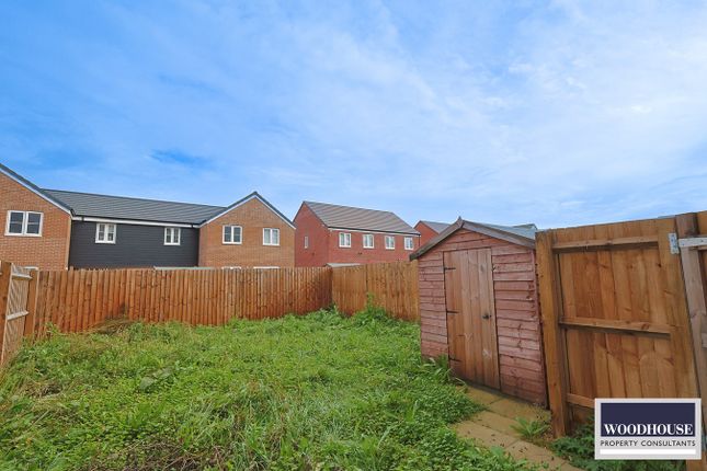 Semi-detached house for sale in Linnet Grove, Harlow