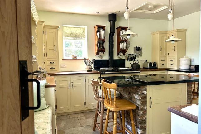 Saxons Cottage, Broadclyst Road, Exeter photo 2