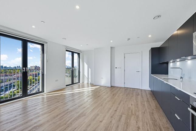 Flat 54, 200, Plaistow Road, London photo 2