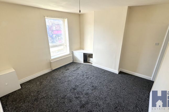 8a, Bellhouse Road, Sheffield photo 2