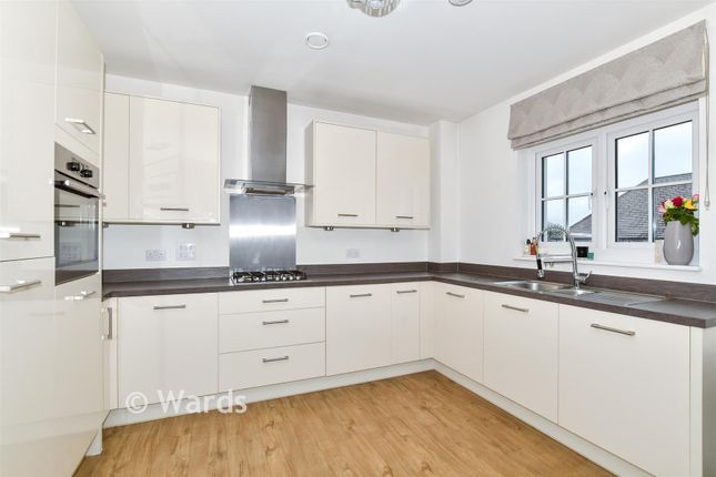Horsmanden House, Thomas Road, Aylesford photo 3