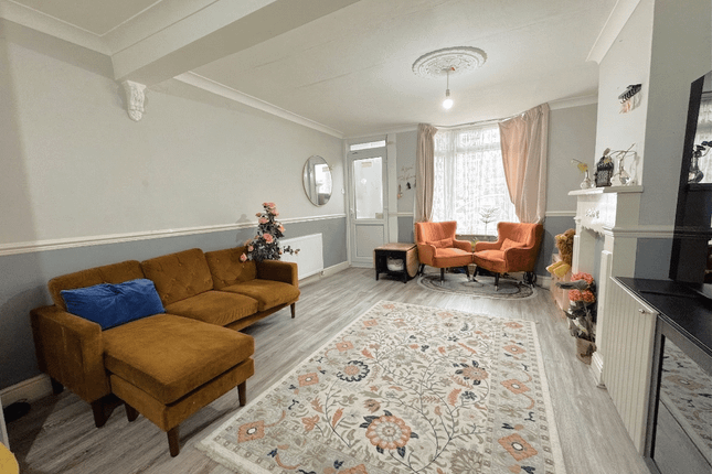 73, Roman Road, London photo 3