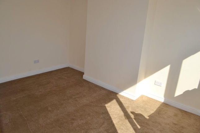 33, Coronation Road, Wednesbury photo 5