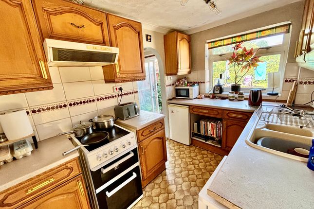 19, Apple Tree Close, Peterborough photo 4