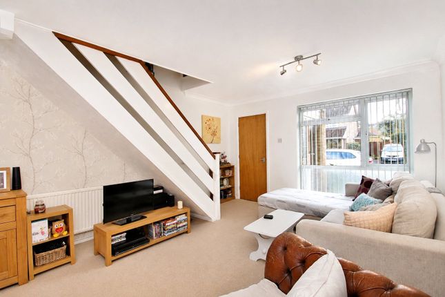 15, Falstone, Woking photo 2