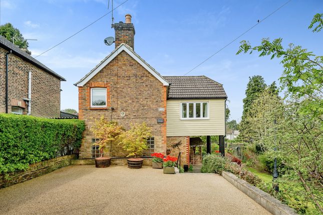 Thumbnail Detached house for sale in Barfields, Bletchingley, Redhill