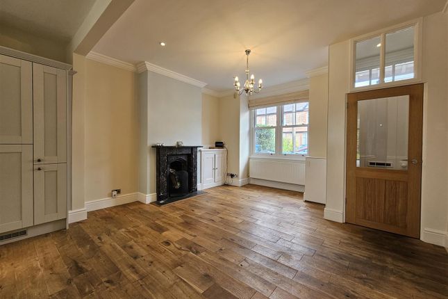 31, Appleton Road, Altrincham photo 2