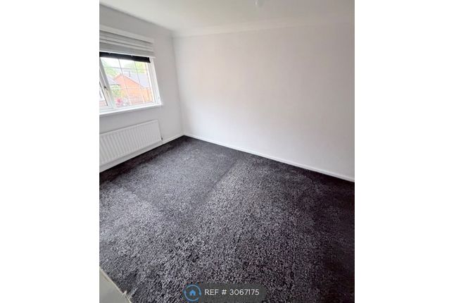 Phoenix Place, Newton Aycliffe photo 4