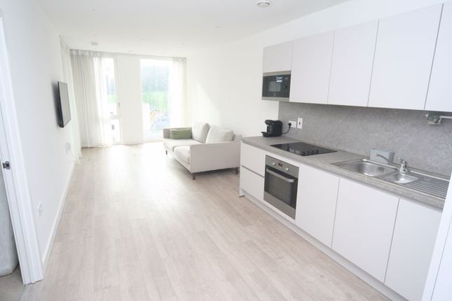 Thumbnail Flat to rent in College Road, Harrow-On-The-Hill, Harrow