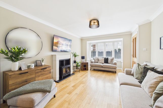 6, Mclaren Park, Blairgowrie photo 3