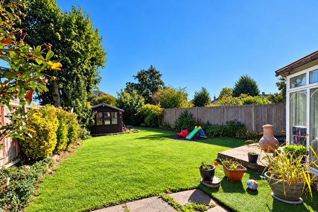 14, Crowhurst Lane, Bexhill-on-Sea photo 2