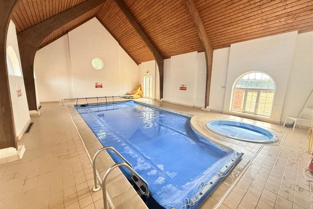 5, St. Georges, Wicklewood, Wymondham photo 3