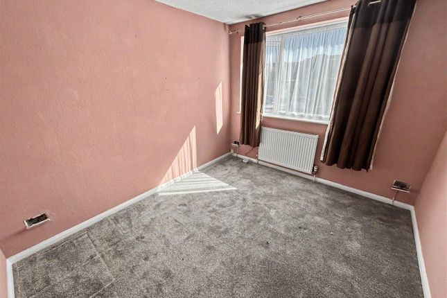29, Milton Terrace, Weymouth photo 4