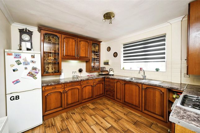 7, Butler Crescent, Nottinghamshire photo 3
