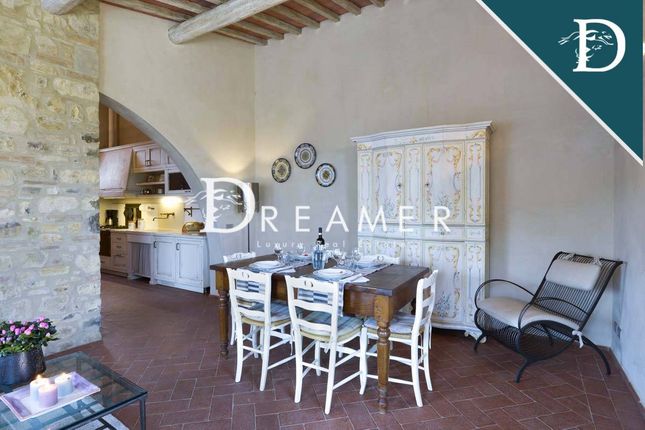 Villa for sale in Via di Fronzano, Castellina In Chianti, Toscana