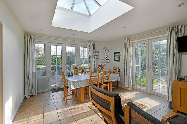 THE WINDMILL, Stonehill, Sellindge photo 2