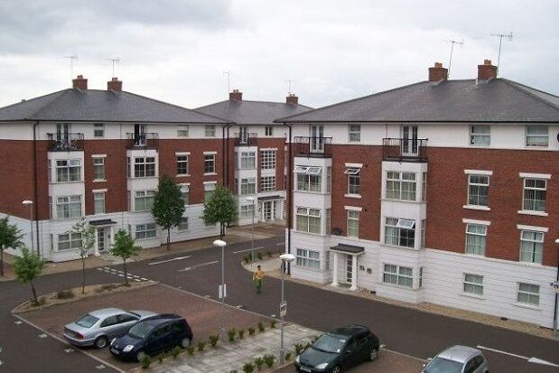 Flat to rent in Chancellor Court, Liverpool