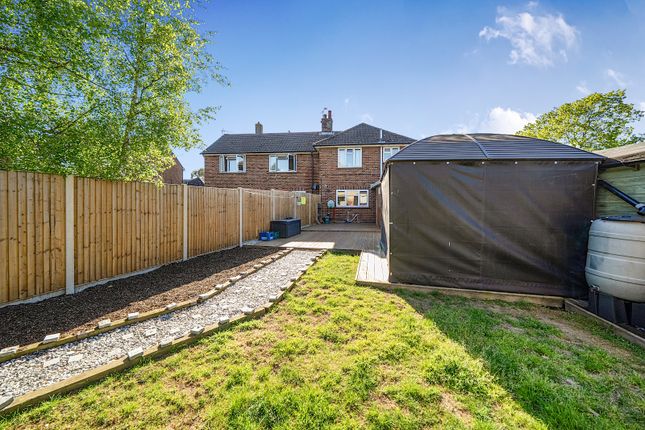32, Paxman Avenue, Colchester photo 2