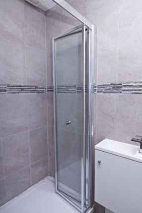 17a, High Street, West Drayton photo 5