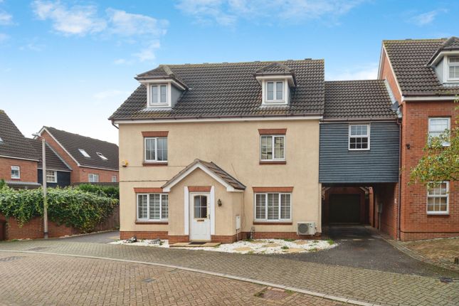 Detached house for sale in Harper Close, Chafford Hundred, Grays