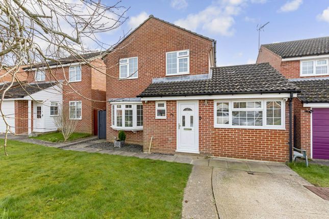 Detached house for sale in Mapledown Close, Southwater