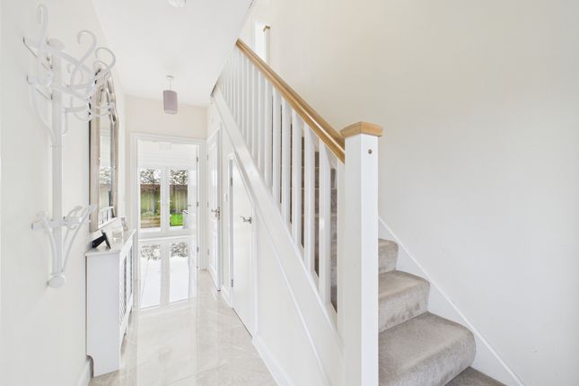 9, Collingwood Avenue, Barton photo 2