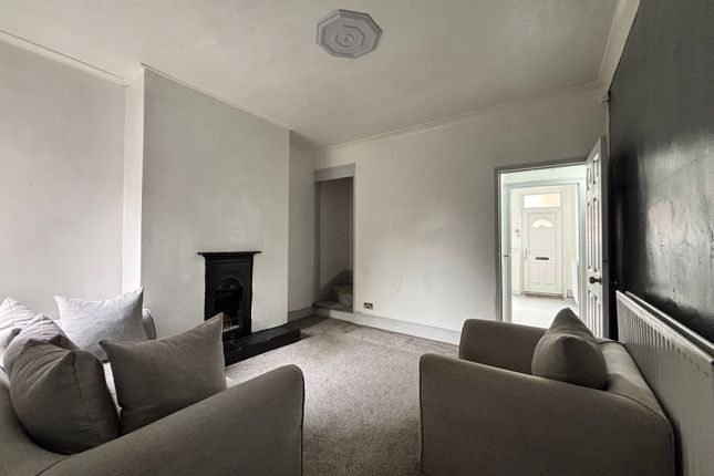 2 bed property for rent in Dorsett Road, Wednesbury WS10