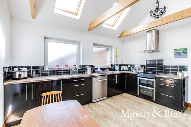 2 Oakwood Court Hervey Street, Lowestoft photo 3
