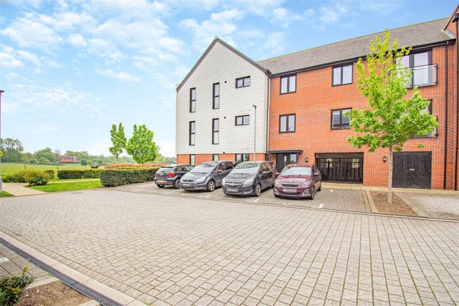 Thumbnail Flat for sale in Malpass Drive, Leybourne, West Malling