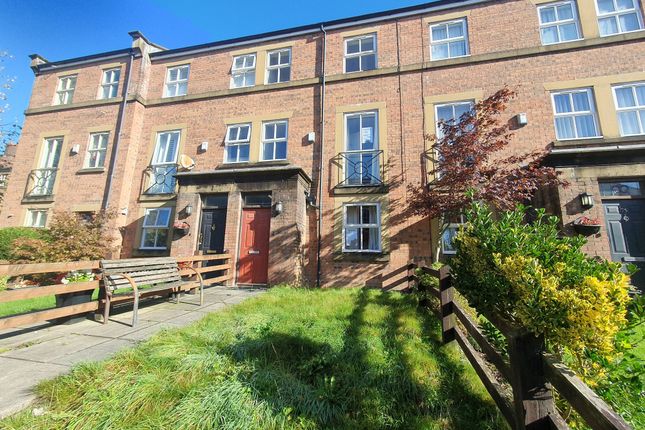 Town house for sale in West Cliff, Preston