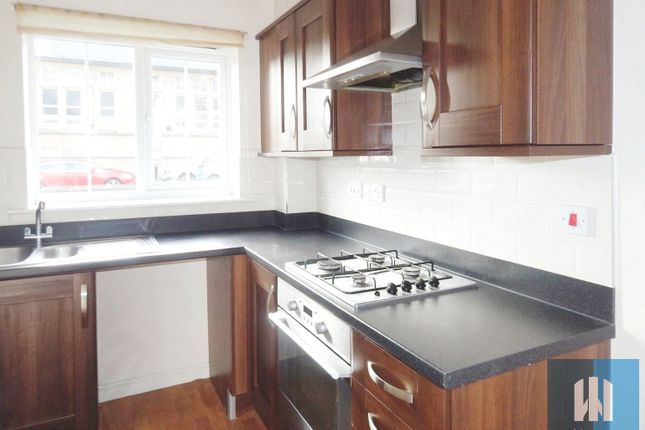 114, Blacker Road, Huddersfield photo 2