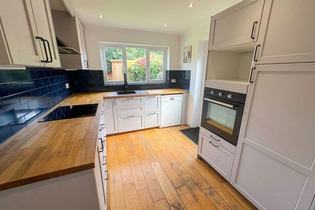 8 Glenorchy Close, Crewe photo 2
