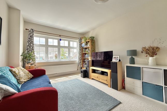 58, Stemson Avenue, Exeter photo 3