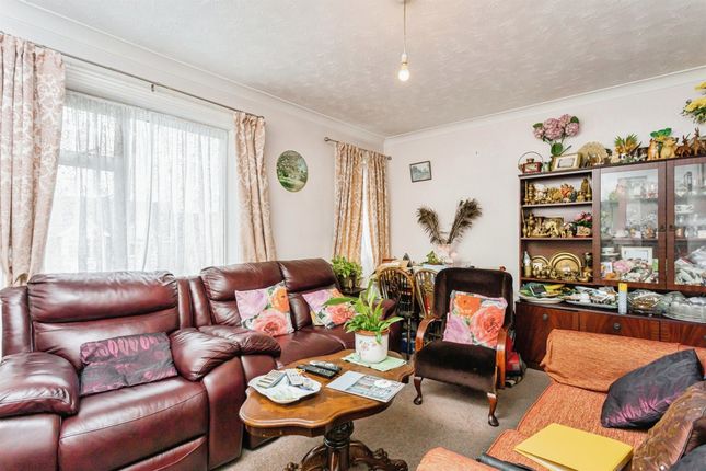 Flat for sale in Sussex Road, Haywards Heath