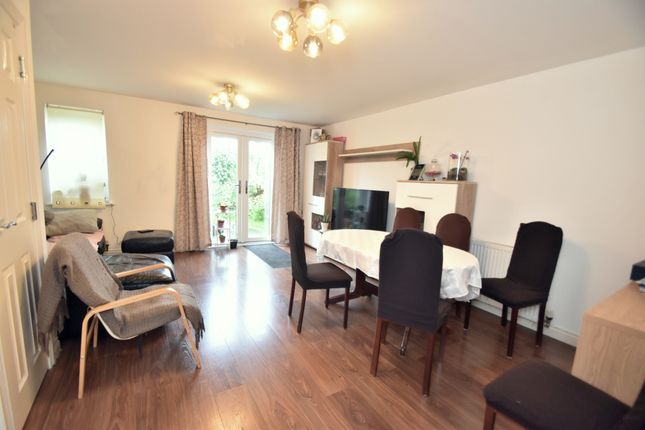 11, Fitzallan Place, Bathgate Wester Inch Village photo 4