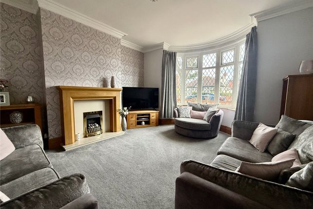 53, Eighth Avenue, East  Yorkshire photo 2