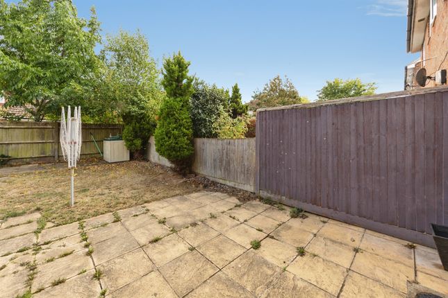 34, Manor House Drive, Ashford photo 2