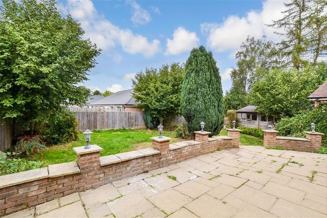 Brockenhurst Avenue, Maidstone photo 4