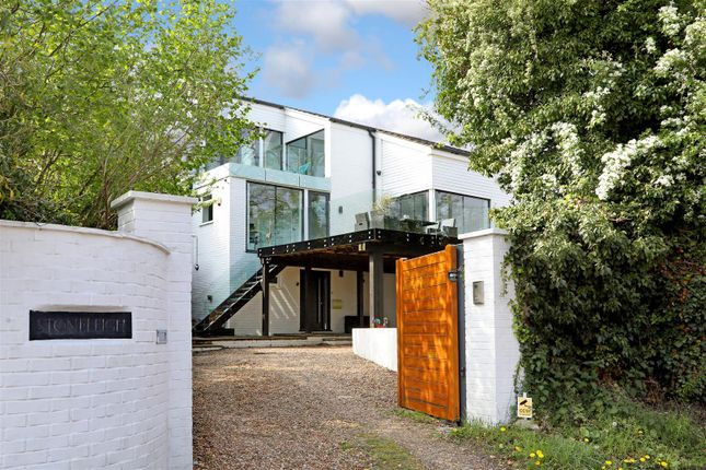 Thumbnail Detached house for sale in Cheapside Road, Ascot